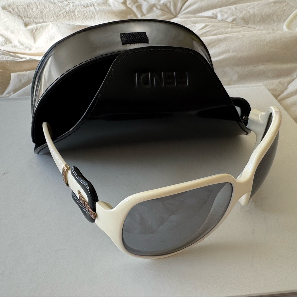 Fendi Women's White Frame/Black Buckle Sunglasses with Black Case